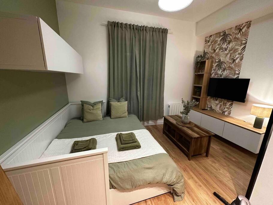 Le P'Tit Antoine Apartment Pont-l'Eveque  Ngoại thất bức ảnh